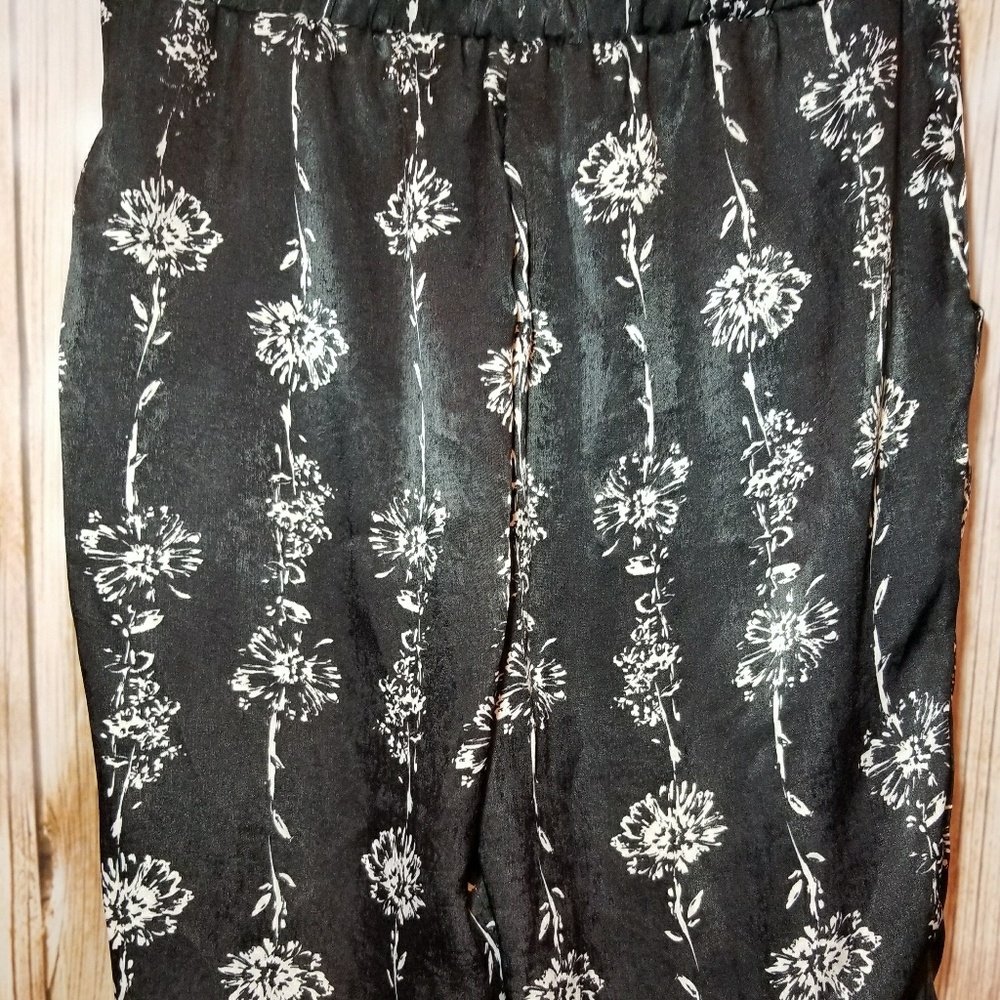 Joggers - Picture 7 of 8